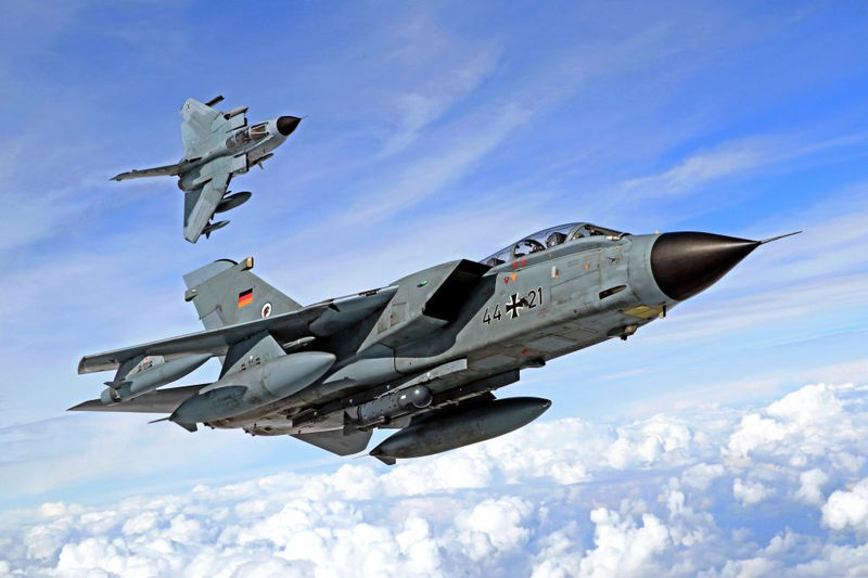 Illustration for article titled Germany shoots down the F35